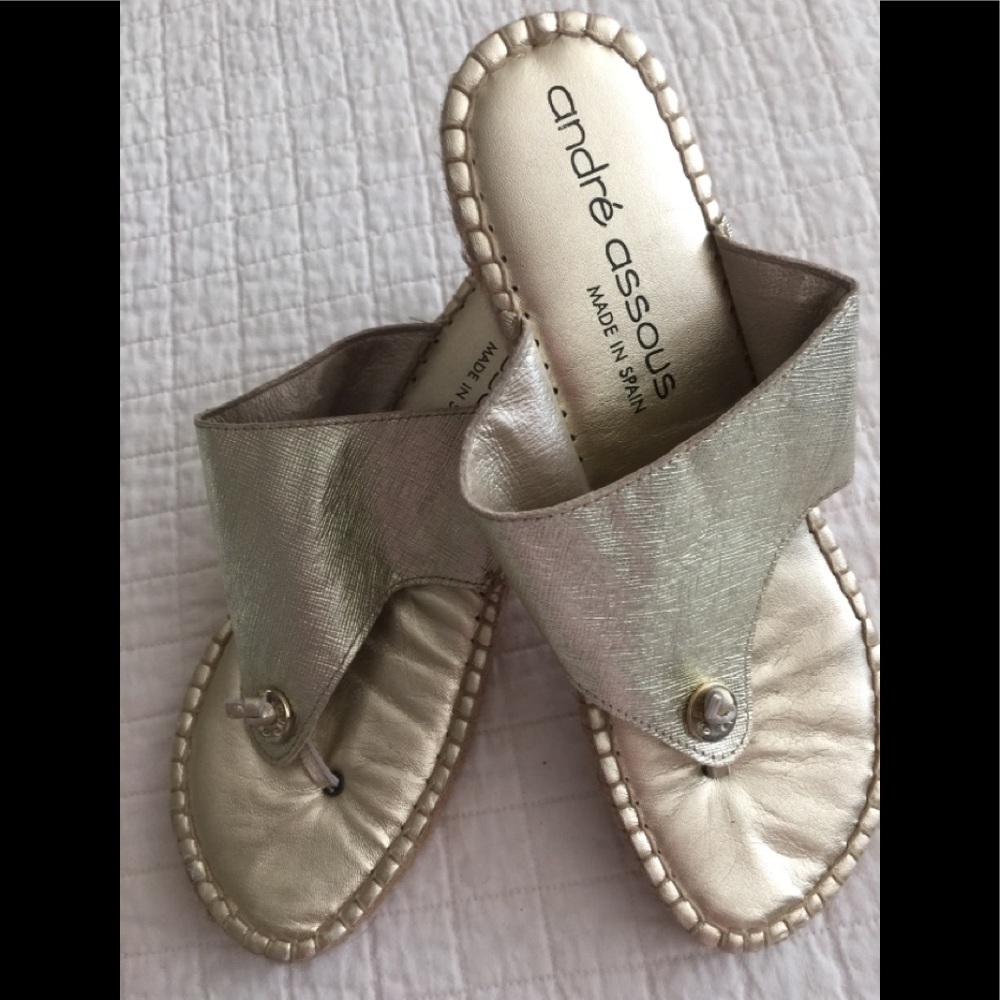 EUC André Assous metallic gold thong espadrille